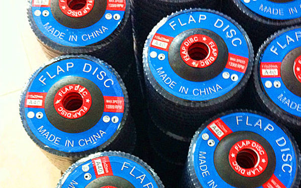 Labelling and Packing for Flap Discs